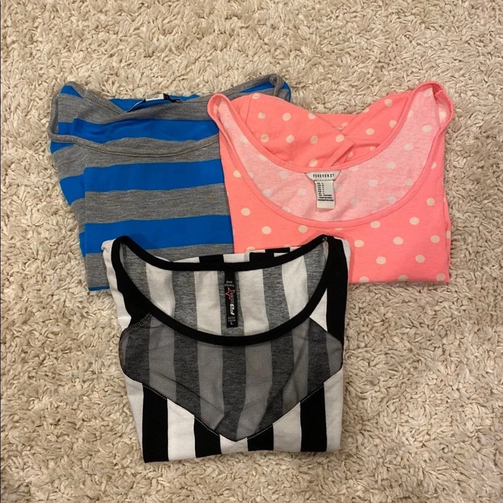 Bundle Crop Tops - image 1